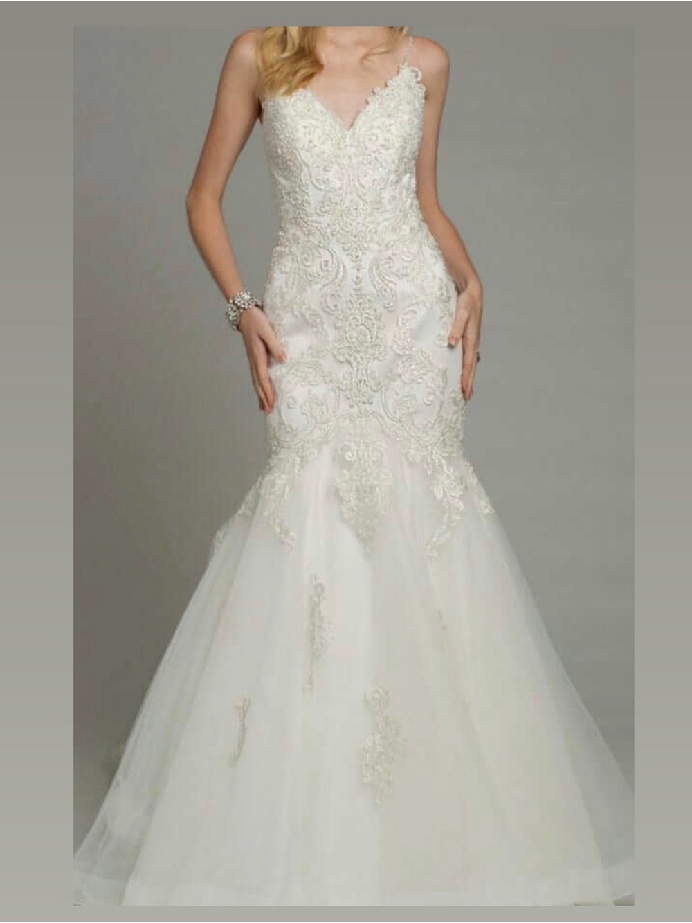 White Beaded Mermaid Wedding Dress Size 2 Open Back Long Lace Beaded Train.